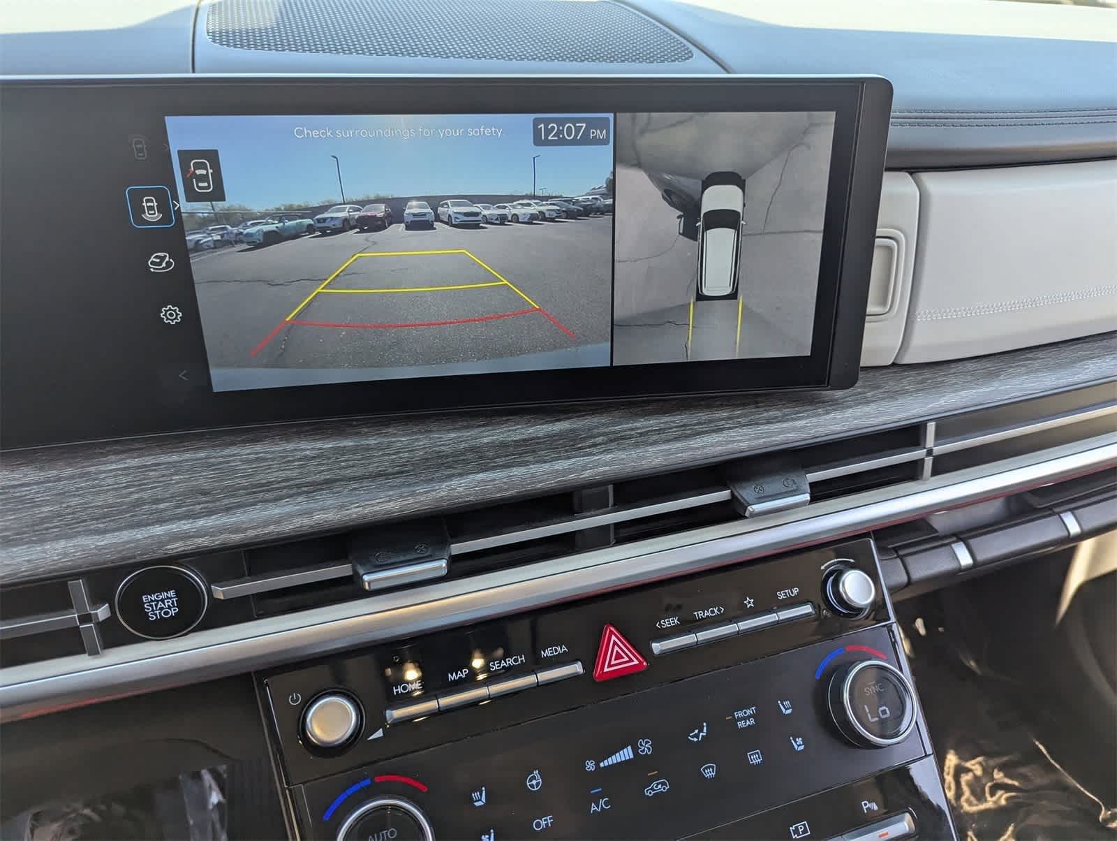 Thumbnail: 2024 Hyundai Santa Fe - 29