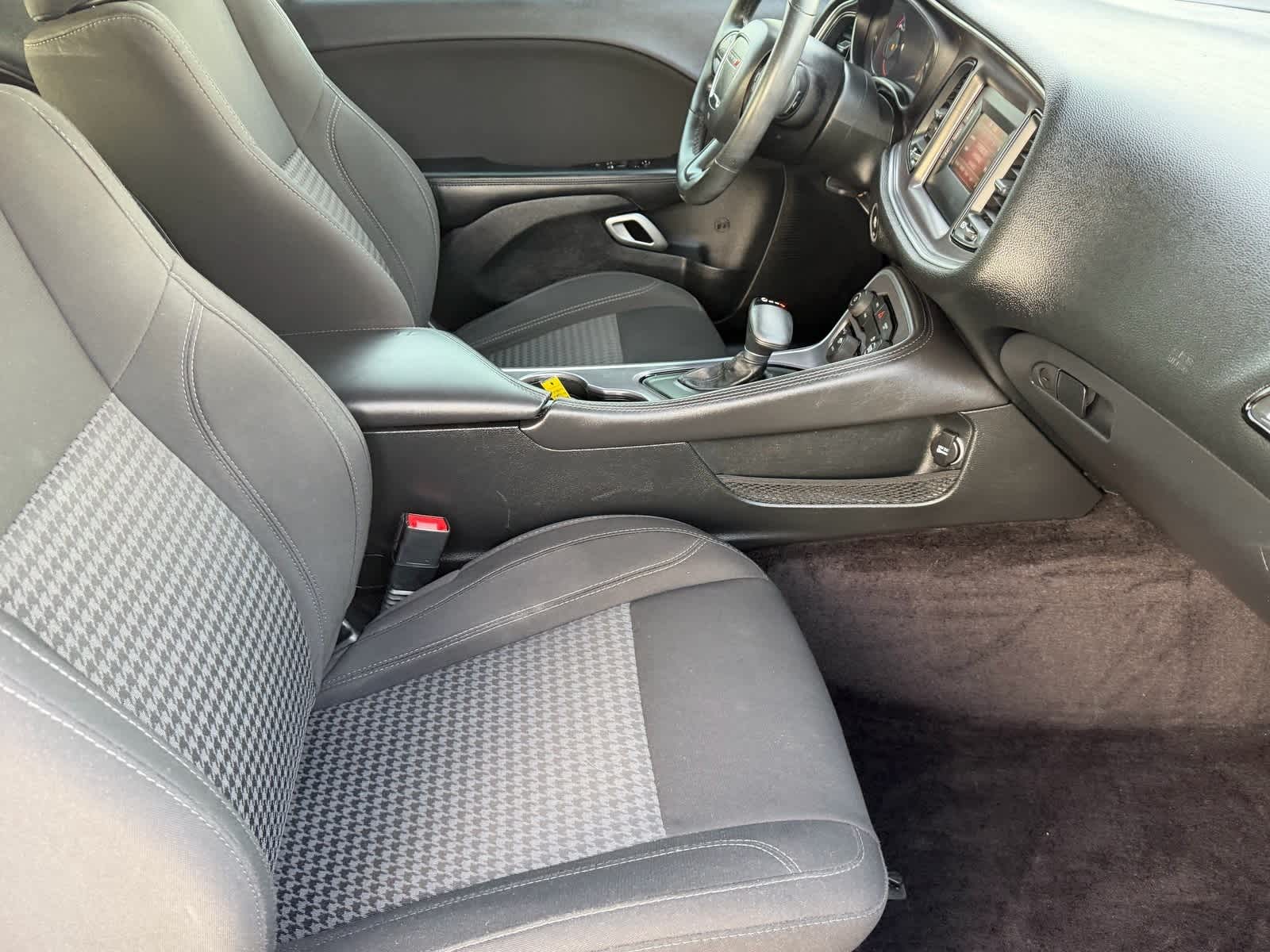 Thumbnail: 2017 Dodge Challenger - 12