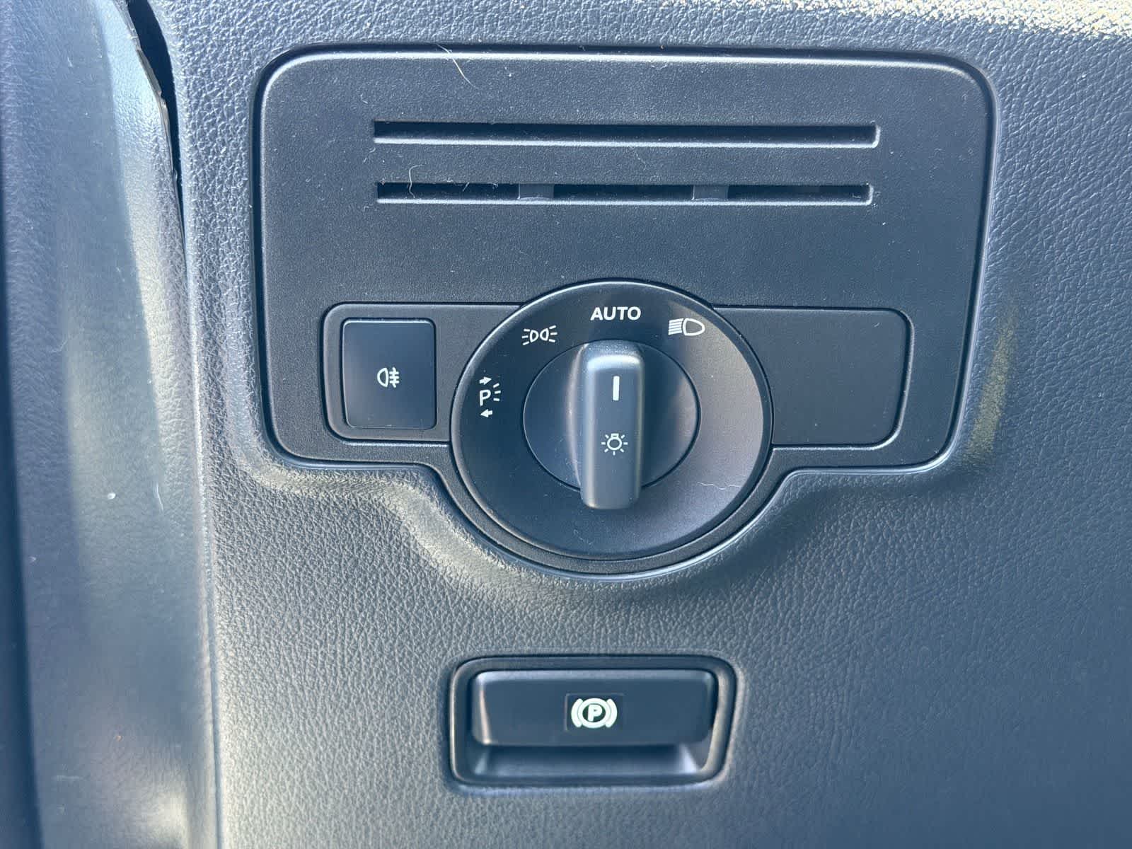 Thumbnail: 2016 Mercedes-Benz Metris - 10