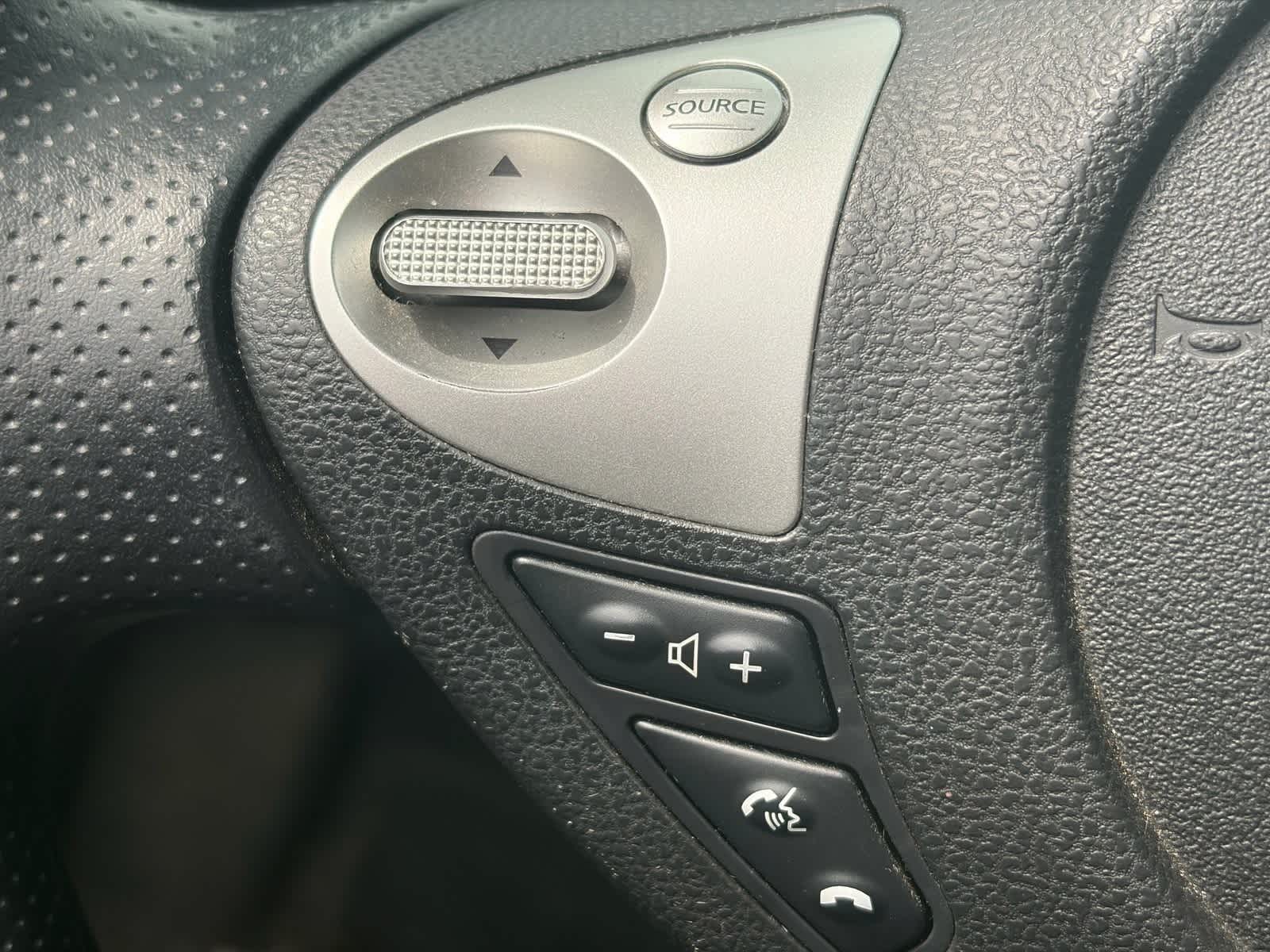 Thumbnail: 2014 Nissan Juke - 12