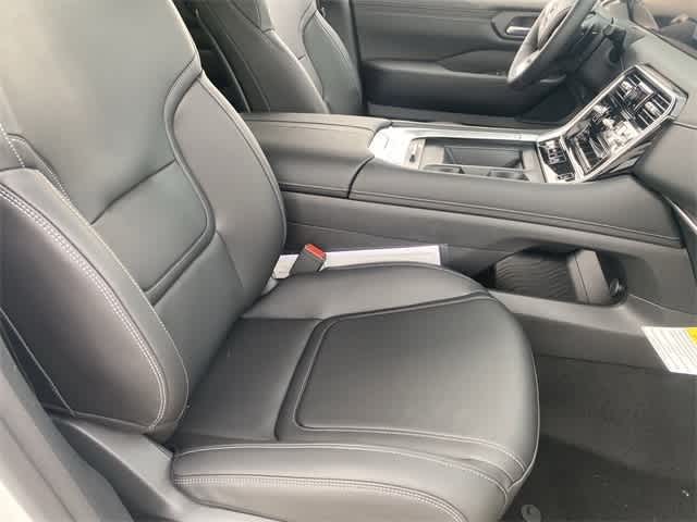 Thumbnail: 2025 Nissan Armada - 12