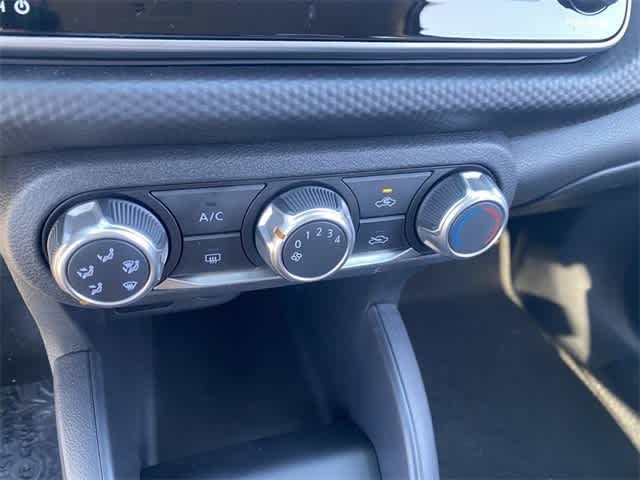 Thumbnail: 2025 Nissan Kicks - 22