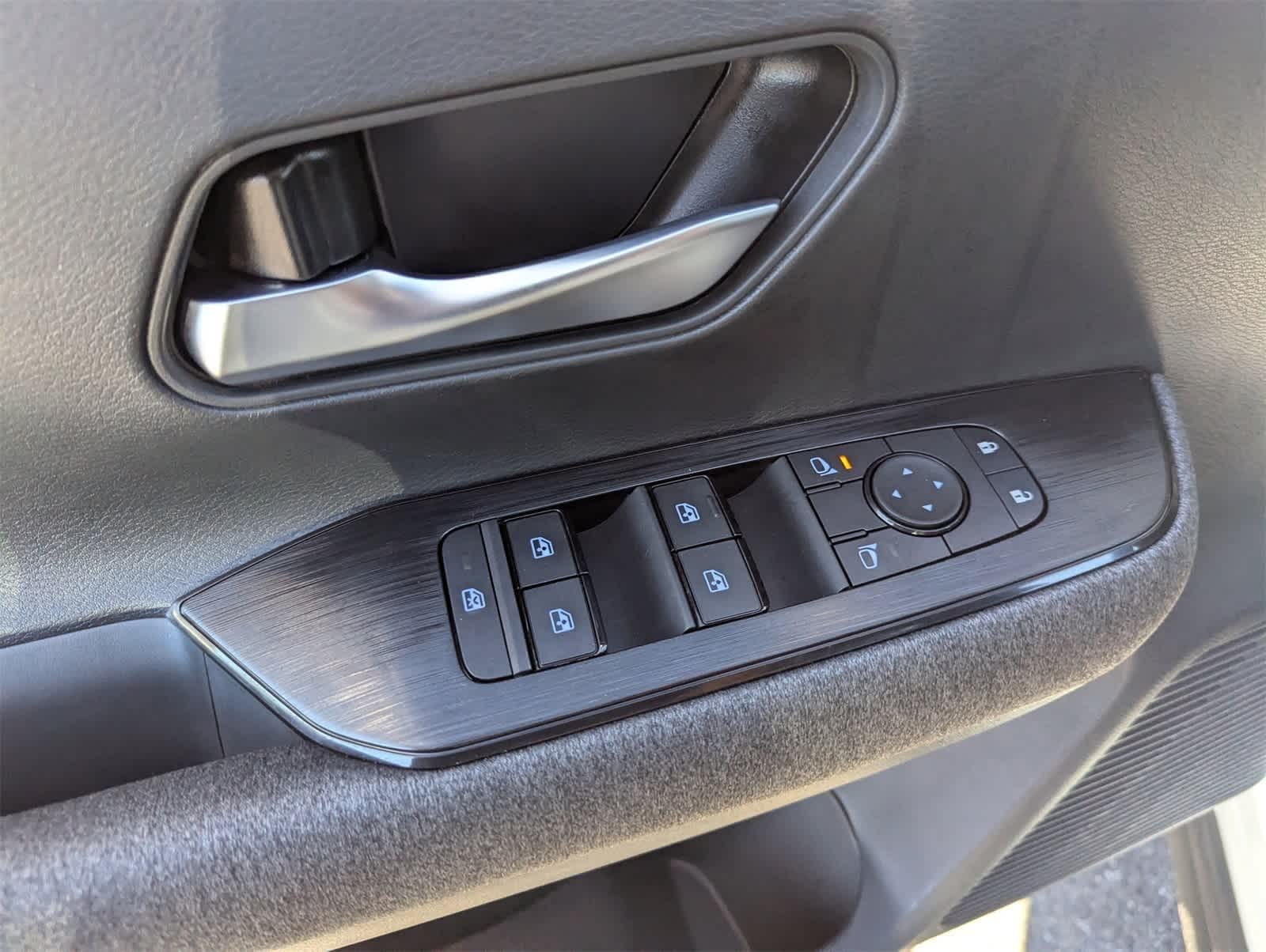 Thumbnail: 2026 Nissan Kicks - 19