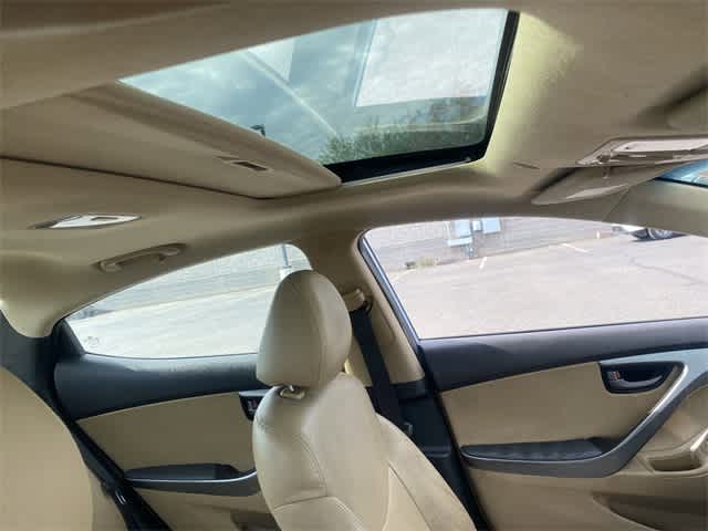 Thumbnail: 2012 Hyundai Elantra - 11