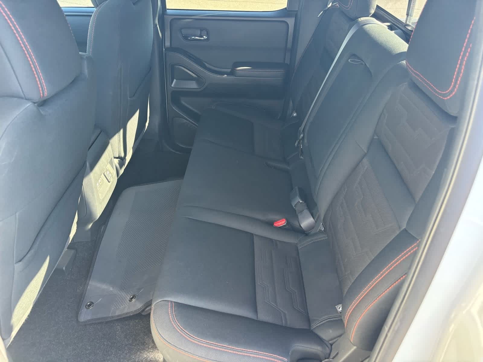 Thumbnail: 2022 Nissan Frontier - 13