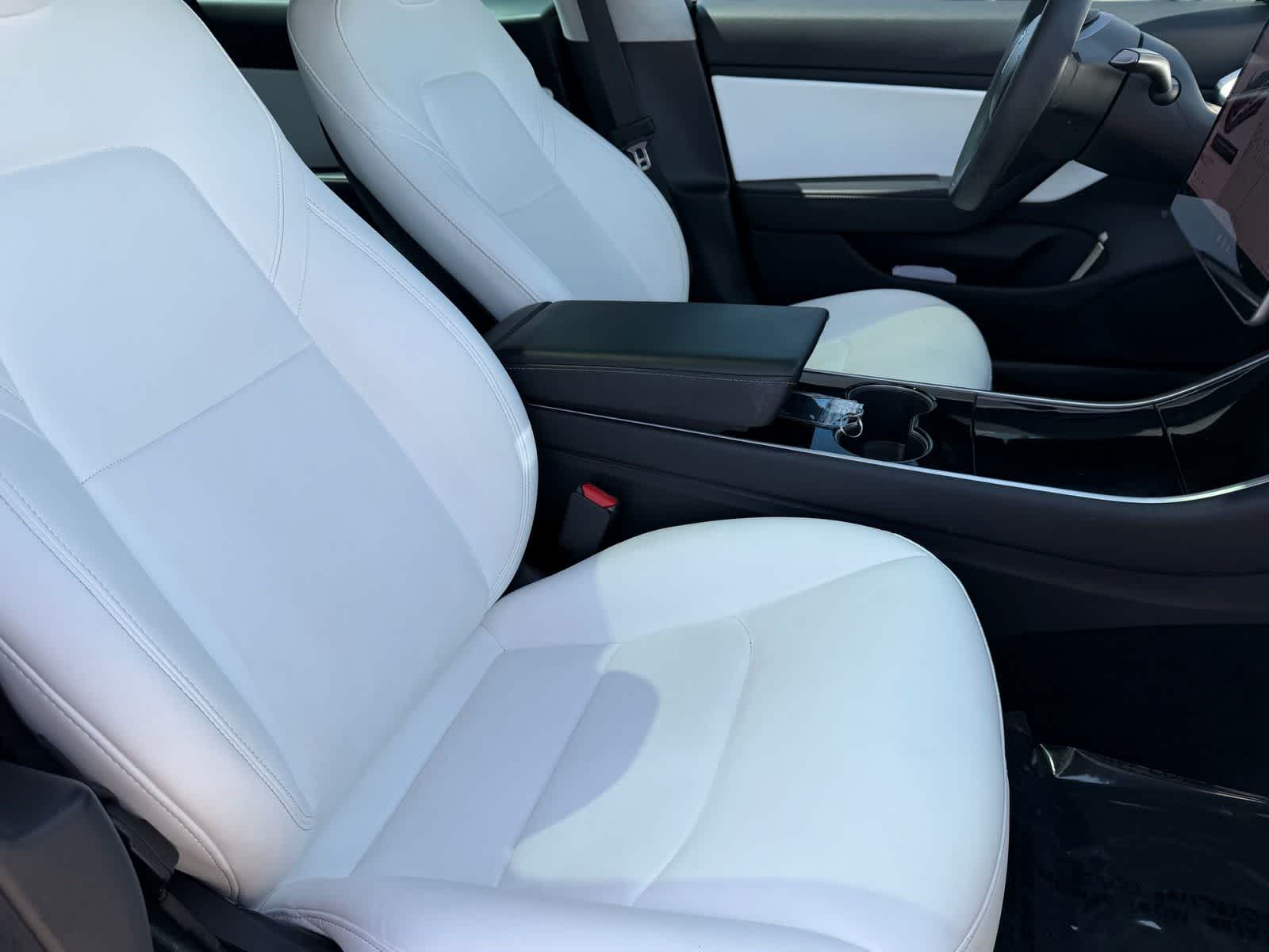 Thumbnail: 2020 Tesla Model 3 - 12