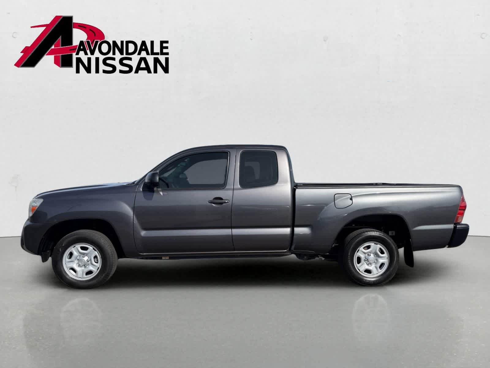 Thumbnail: 2015 Toyota Tacoma - 3