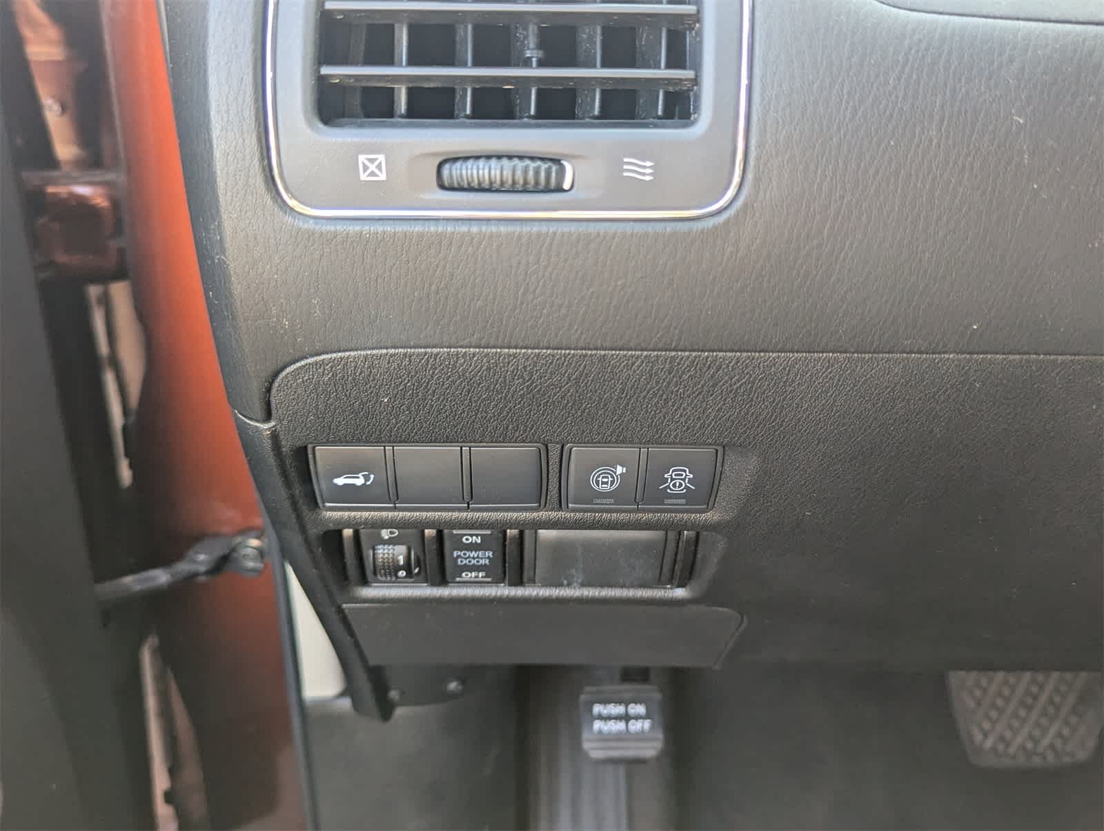 Thumbnail: 2019 Nissan Armada - 20