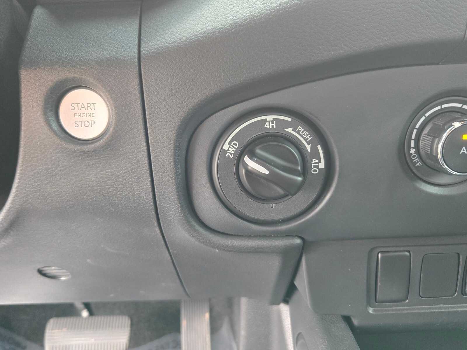 Thumbnail: 2022 Nissan Frontier - 30