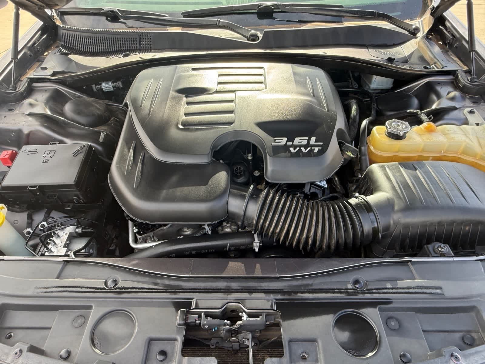 Thumbnail: 2018 Chrysler 300 - 31