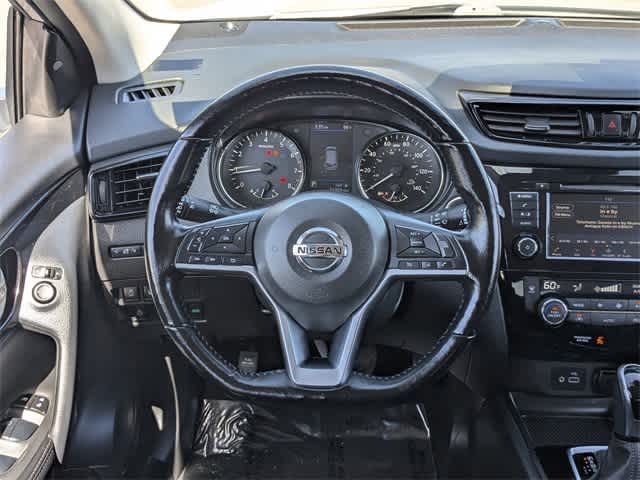 Thumbnail: 2021 Nissan Rogue Sport - 27