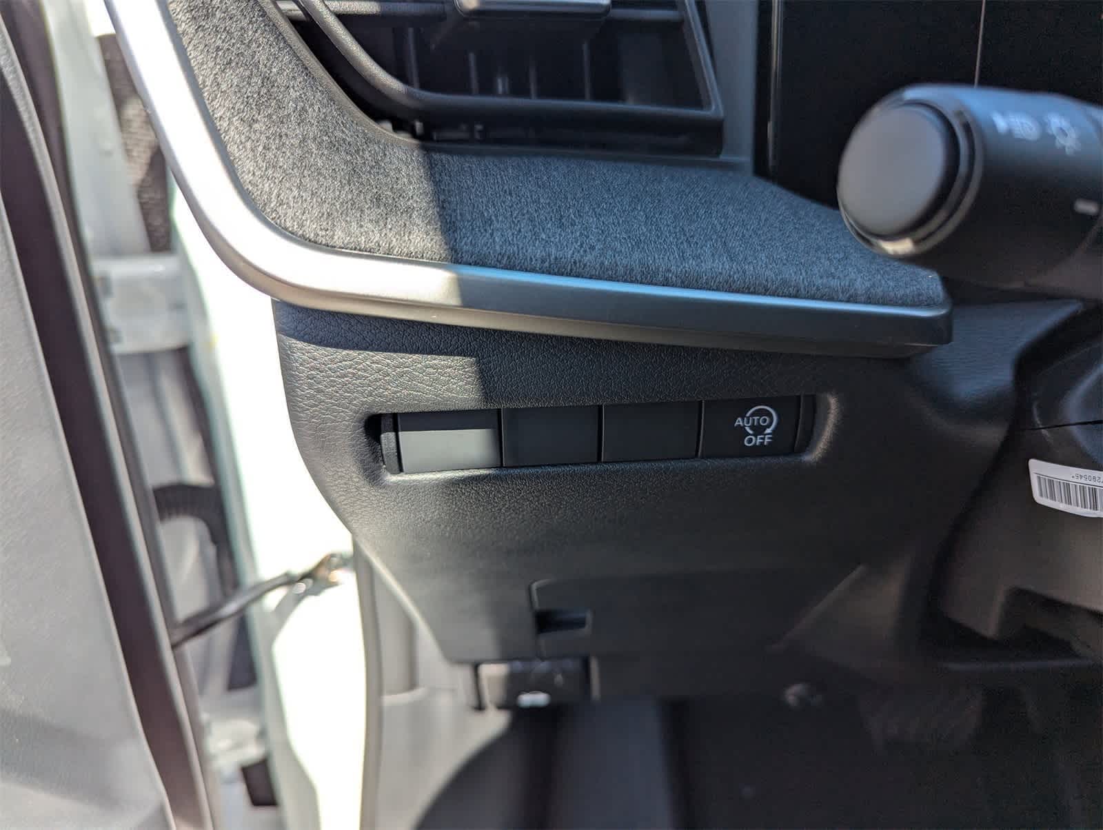 Thumbnail: 2026 Nissan Kicks - 26