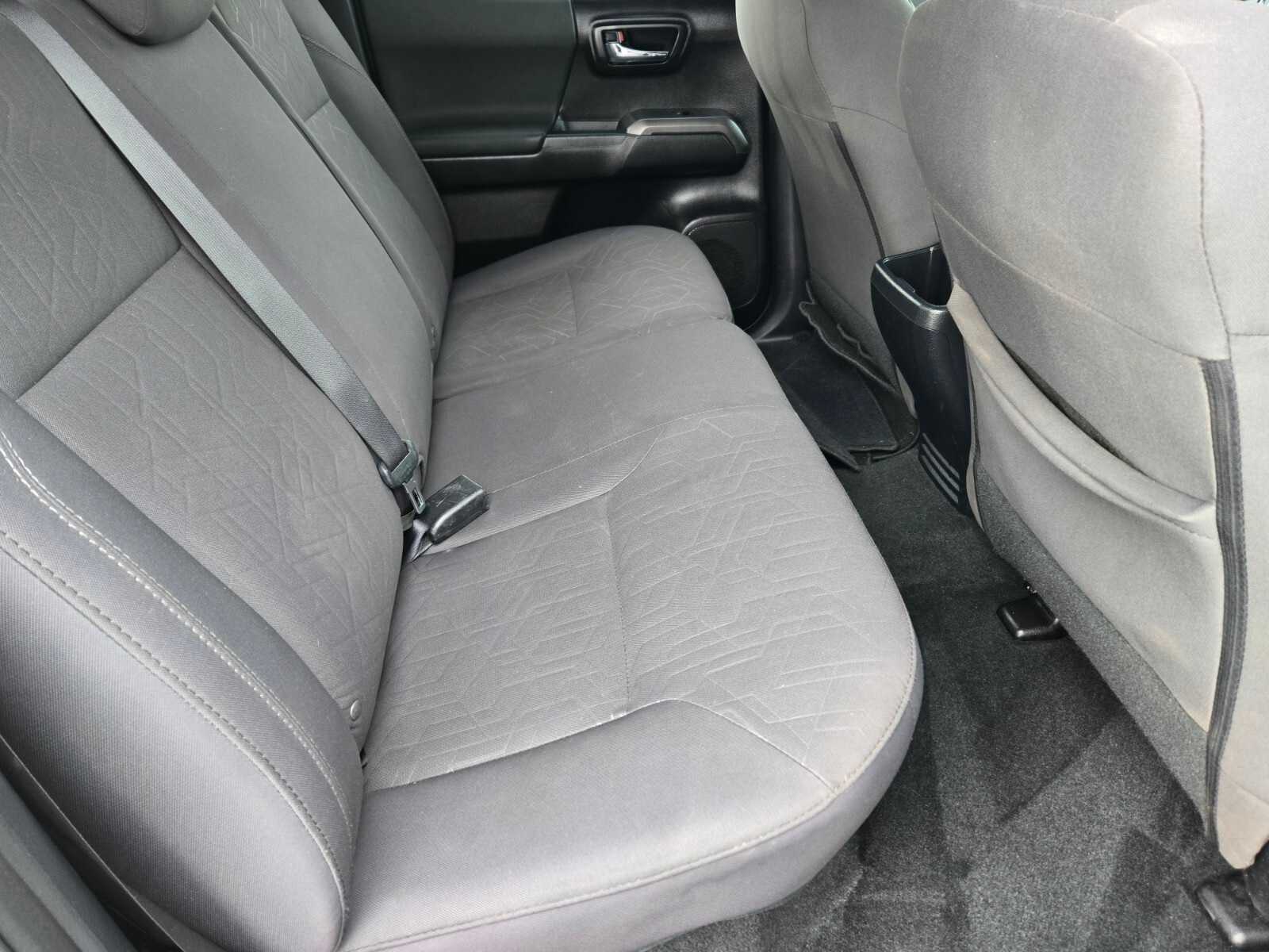 Thumbnail: 2017 Toyota Tacoma - 14