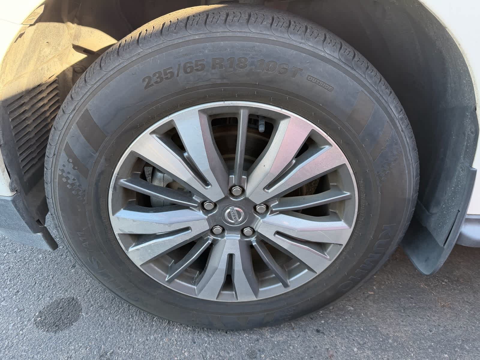 Thumbnail: 2020 Nissan Pathfinder - 5