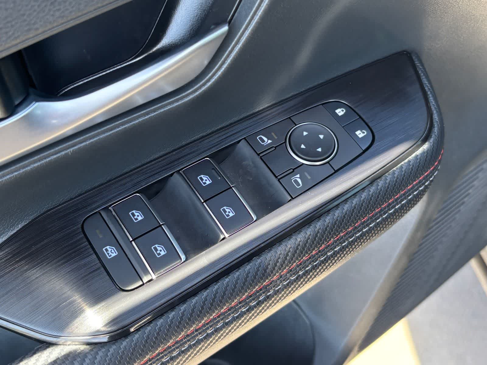 Thumbnail: 2026 Nissan Kicks - 24