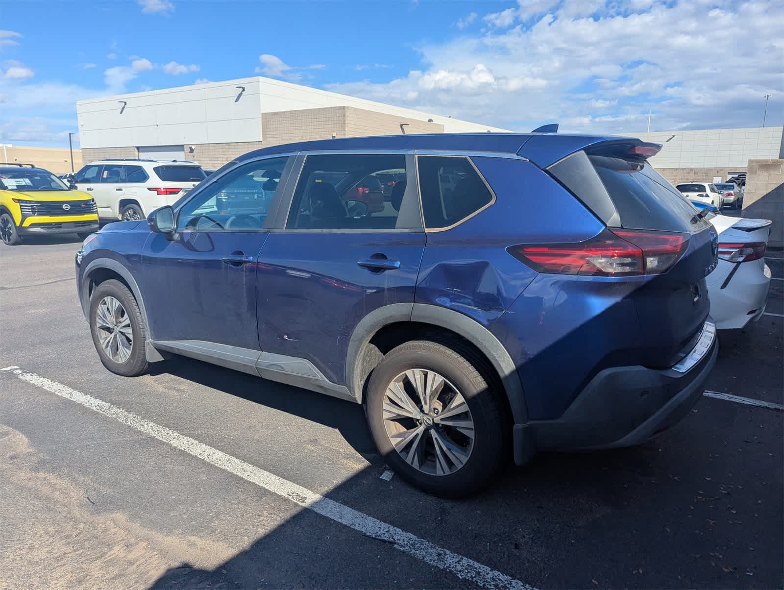 Thumbnail: 2023 Nissan Rogue - 3