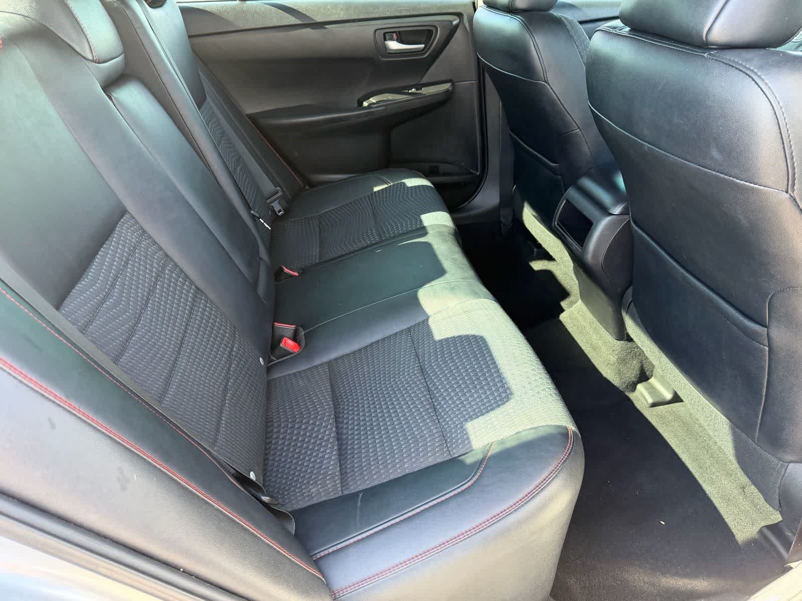 Thumbnail: 2015 Toyota Camry - 14
