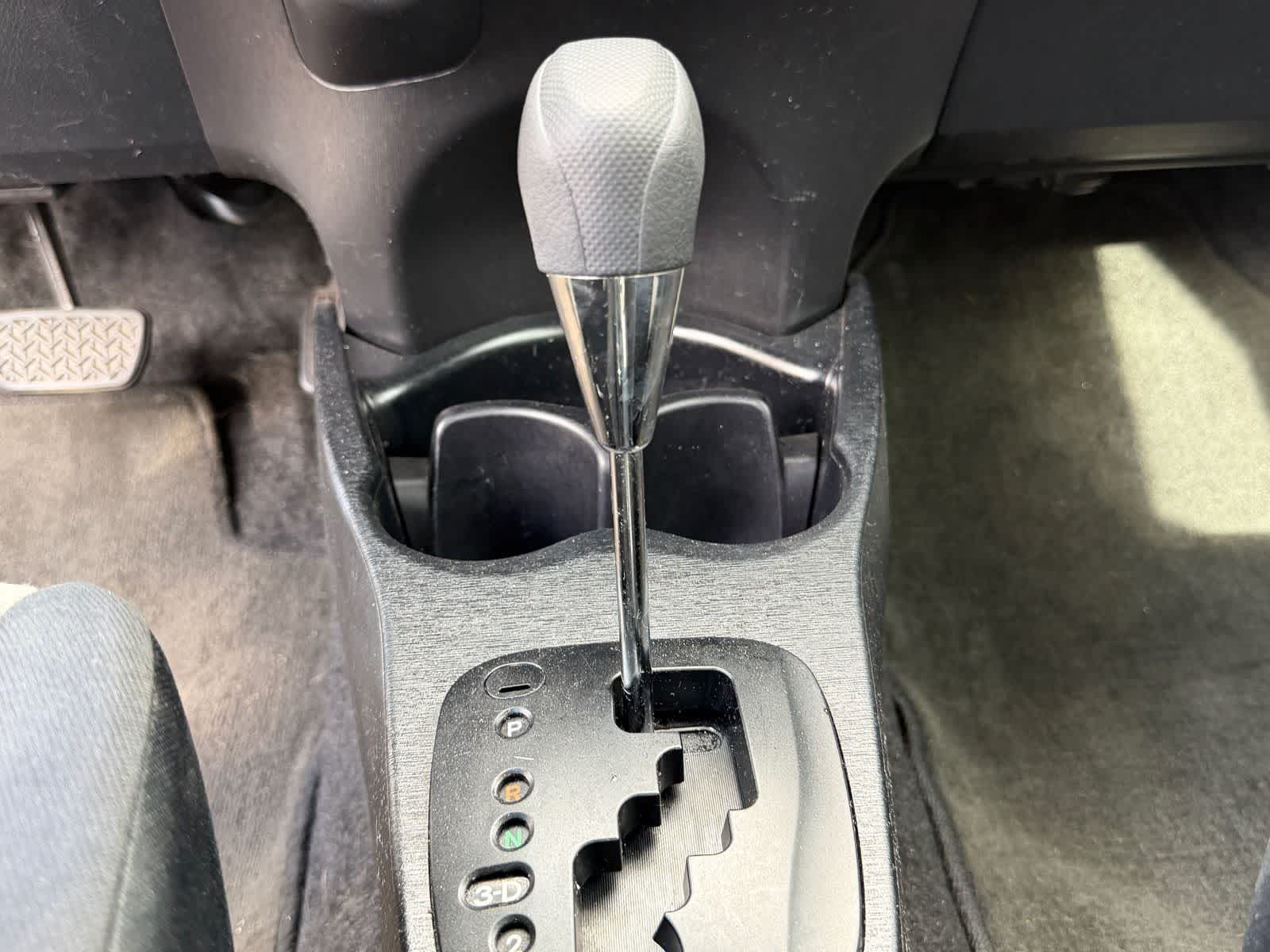 Thumbnail: 2012 Toyota Yaris - 16