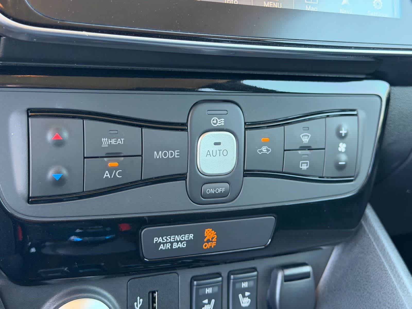 Thumbnail: 2019 Nissan Leaf - 26