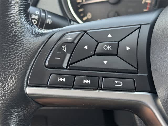 Thumbnail: 2019 Nissan Rogue Sport - 28