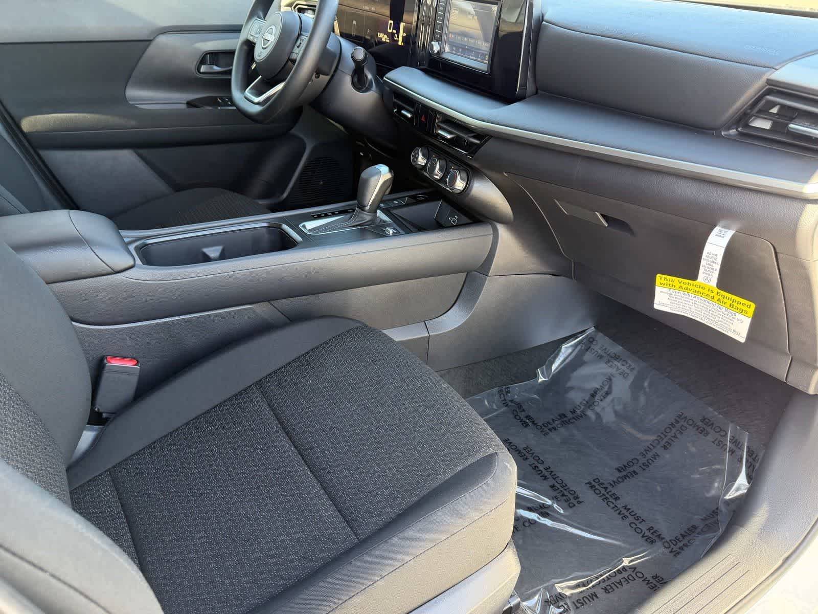 Thumbnail: 2025 Nissan Kicks - 10