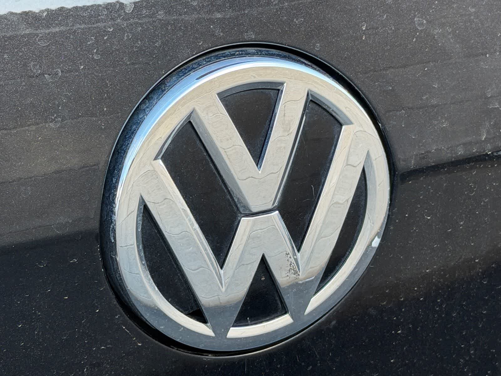 Thumbnail: 2019 Volkswagen Golf - 14