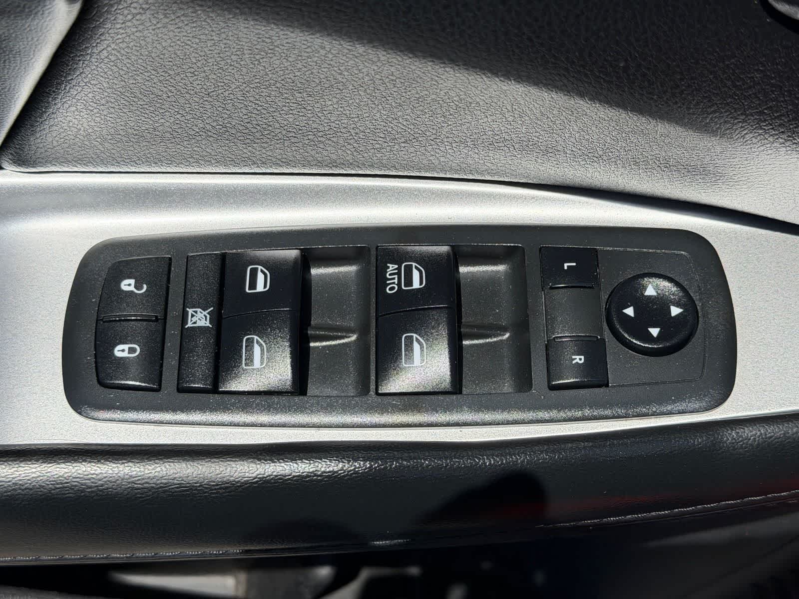 Thumbnail: 2018 Dodge Journey - 13