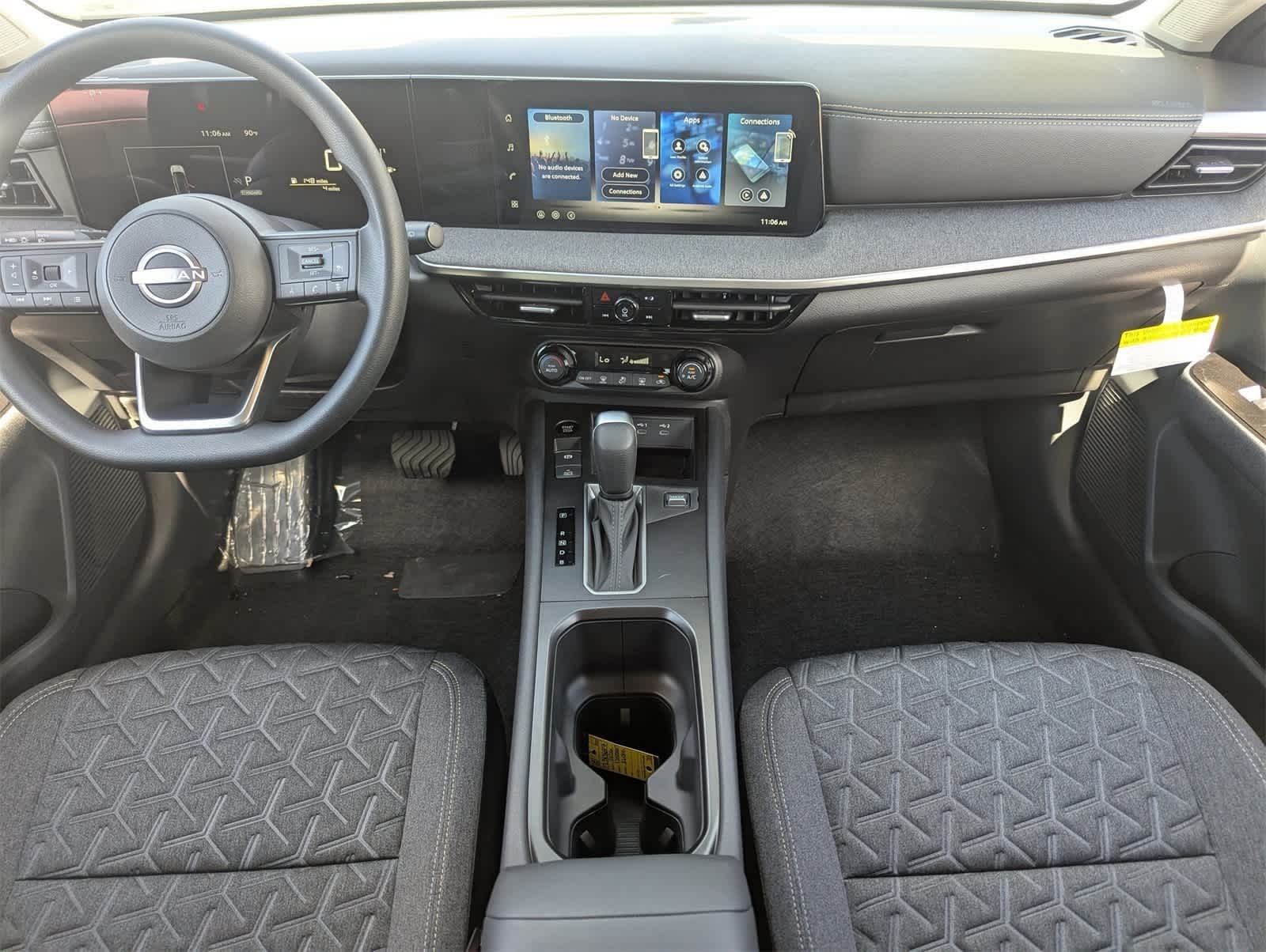 Thumbnail: 2026 Nissan Kicks - 16