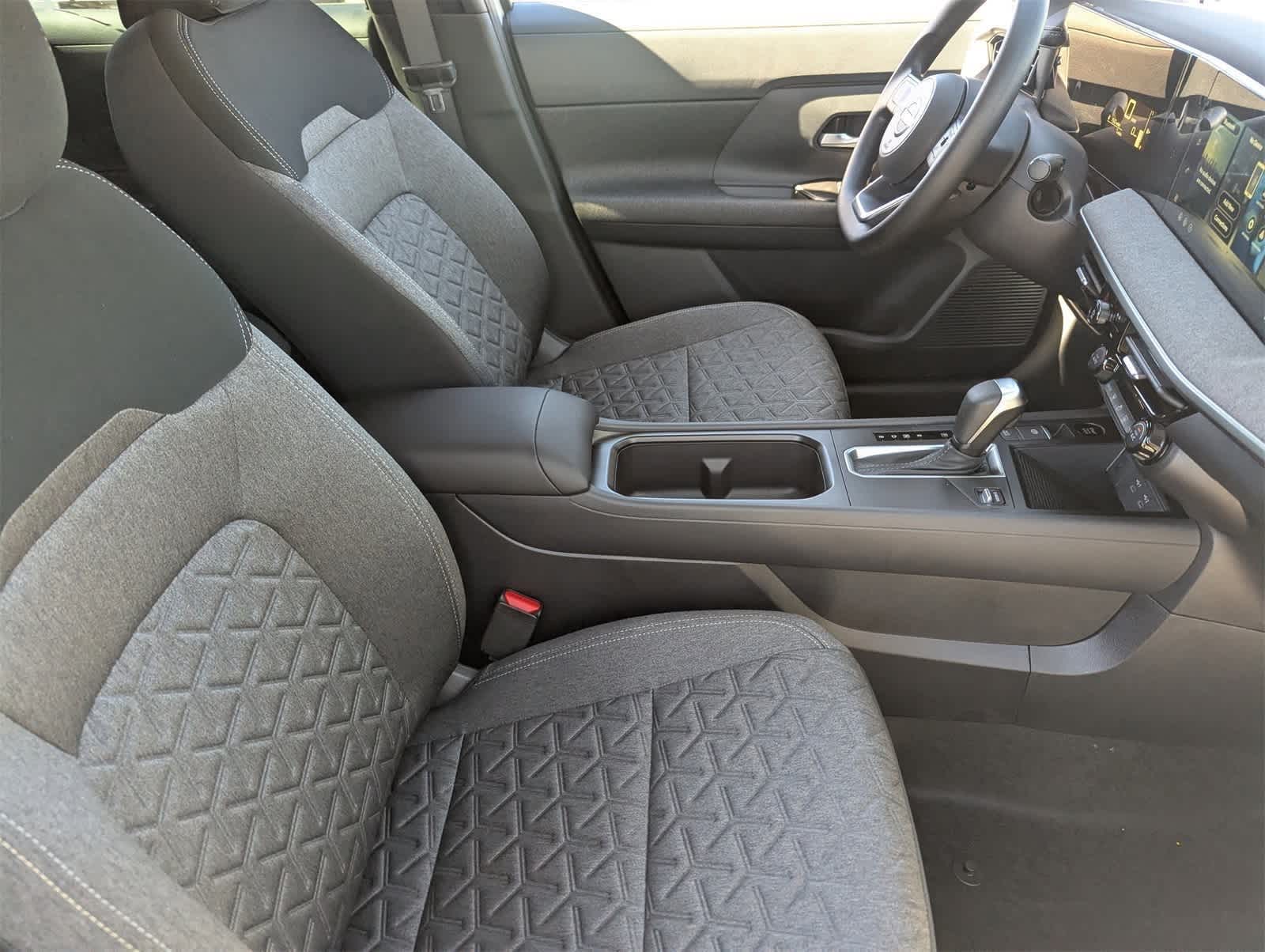 Thumbnail: 2026 Nissan Kicks - 13