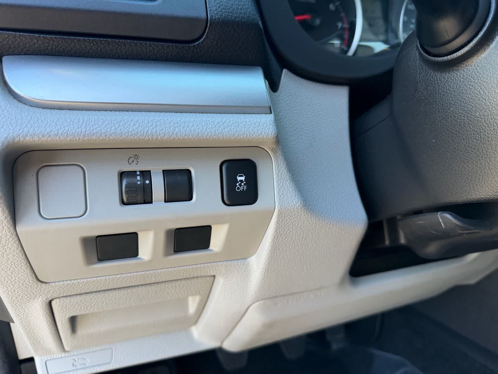 Thumbnail: 2015 Subaru Forester - 21