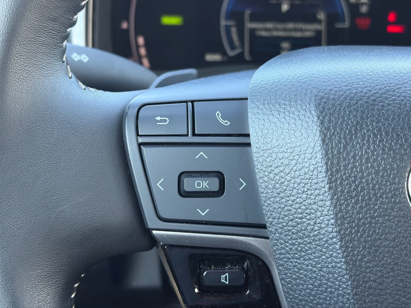 Thumbnail: 2025 Toyota Camry - 20