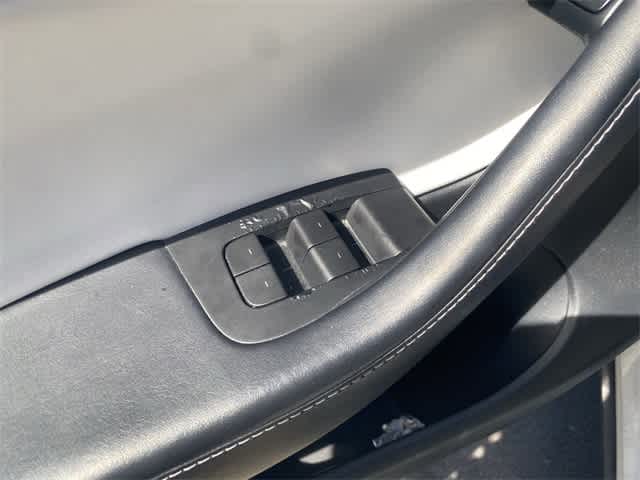 Thumbnail: 2021 Tesla Model Y - 13