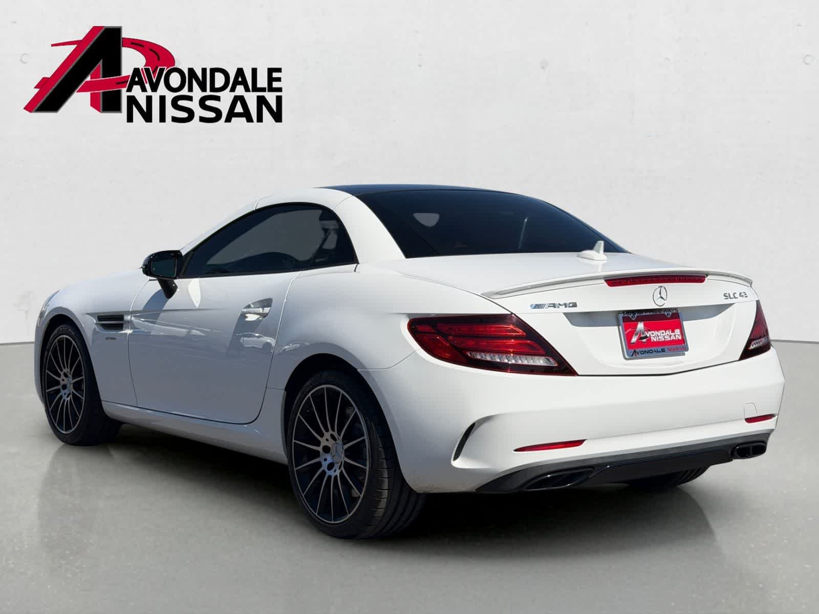 Thumbnail: 2017 Mercedes-Benz SL-Class - 4