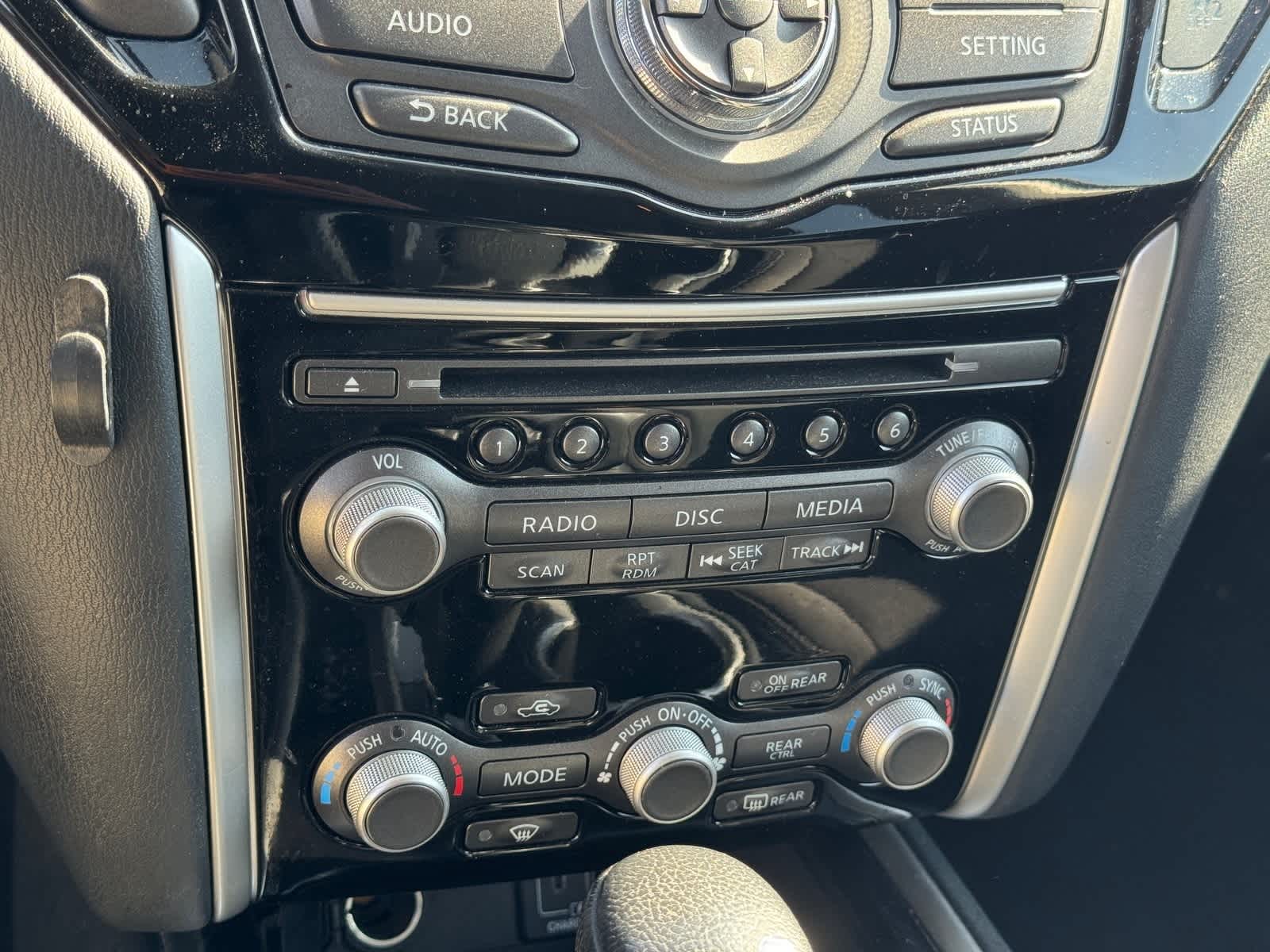 Thumbnail: 2020 Nissan Pathfinder - 16