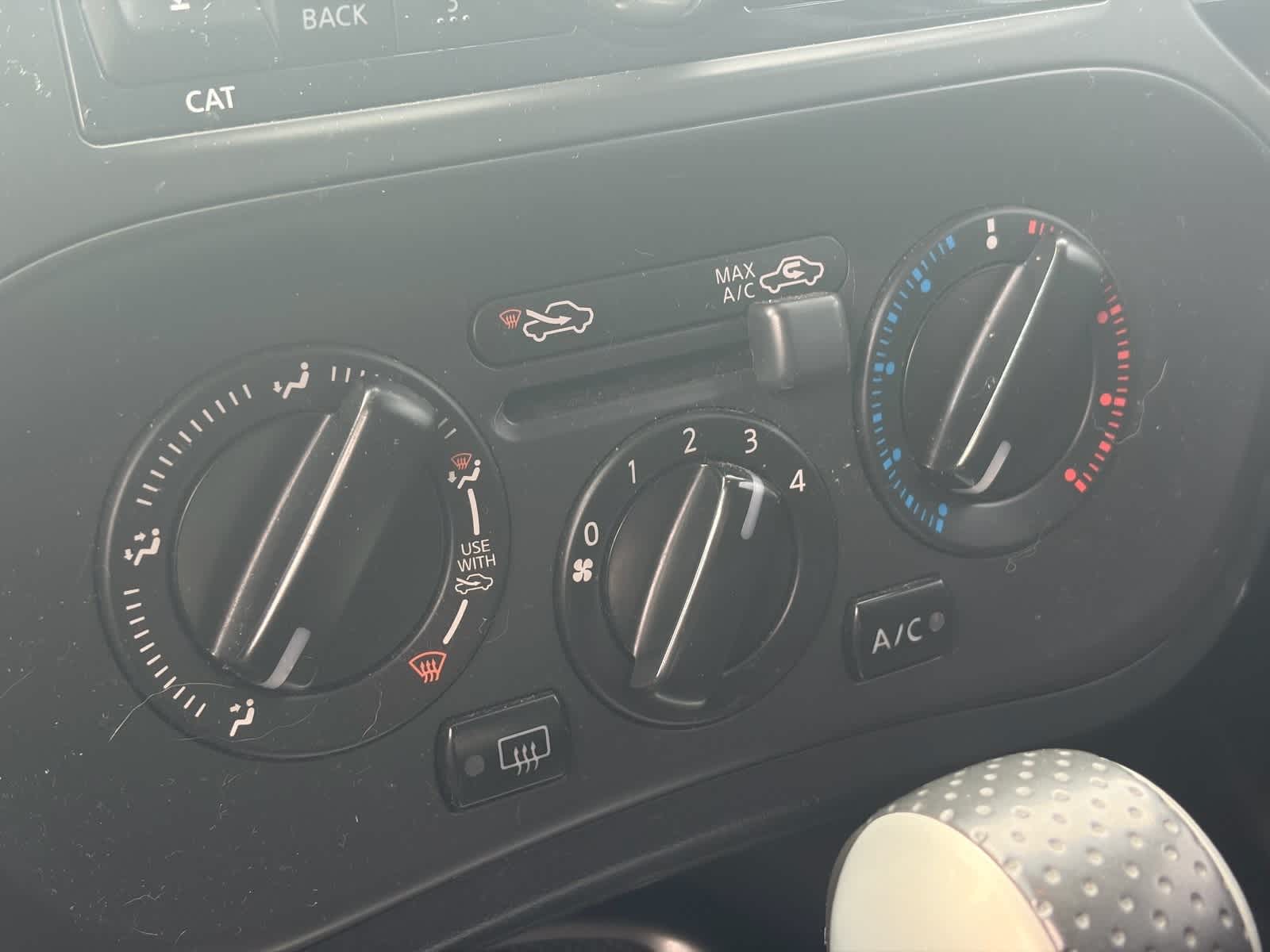 Thumbnail: 2014 Nissan Juke - 15