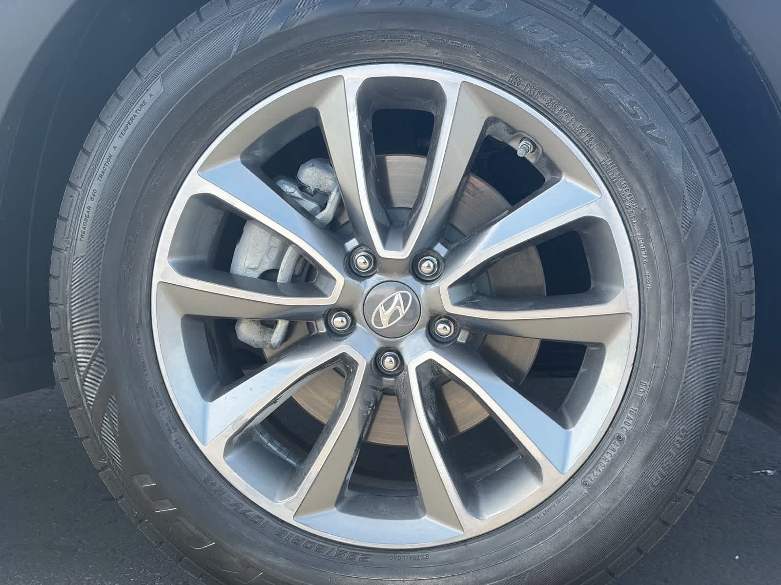 Thumbnail: 2017 Hyundai Santa Fe - 10