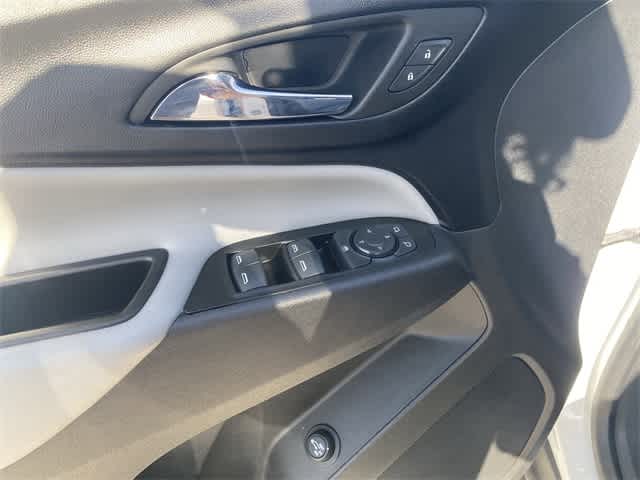 2023 Chevrolet Equinox LT 25