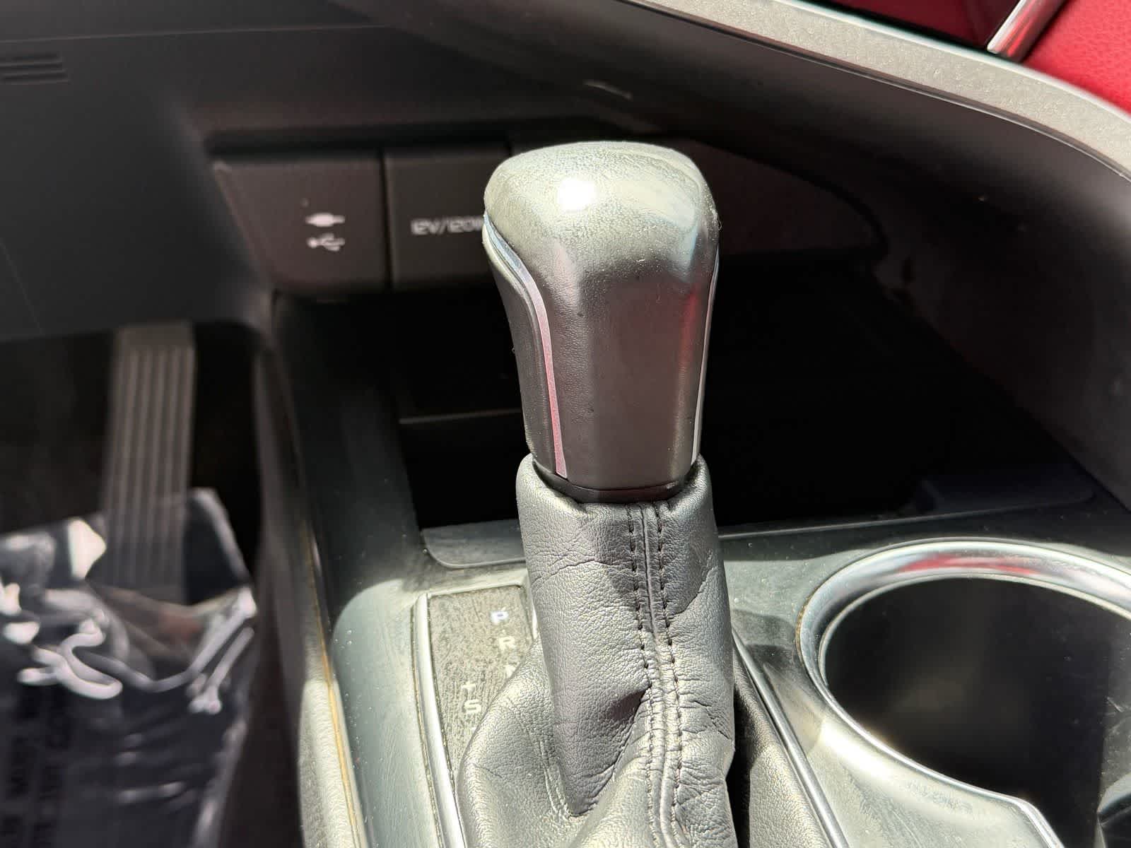 Thumbnail: 2018 Toyota Camry - 25