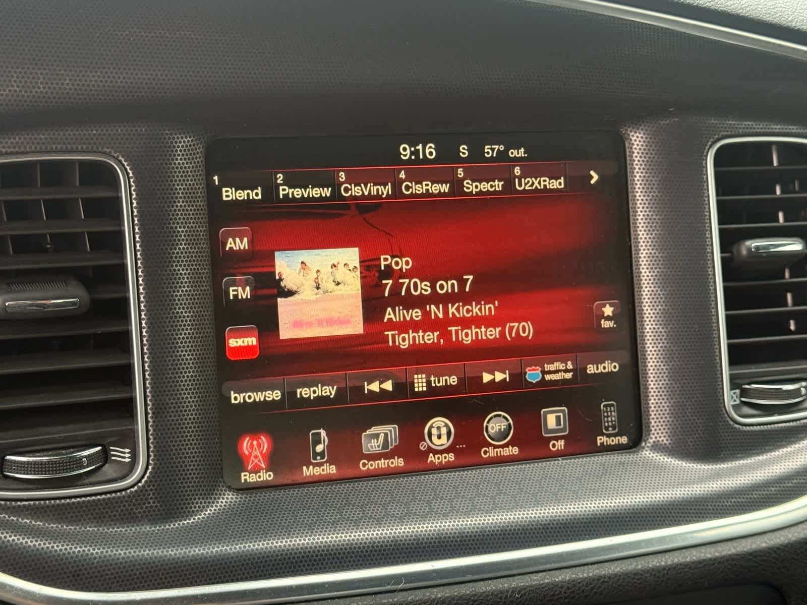 Thumbnail: 2016 Dodge Charger - 18