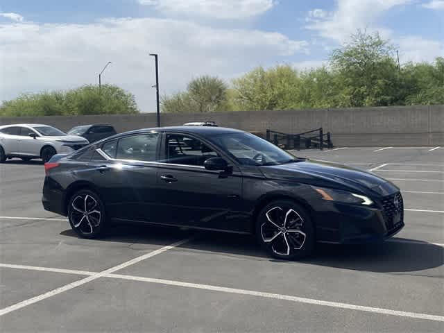 Thumbnail: 2023 Nissan Altima - 8