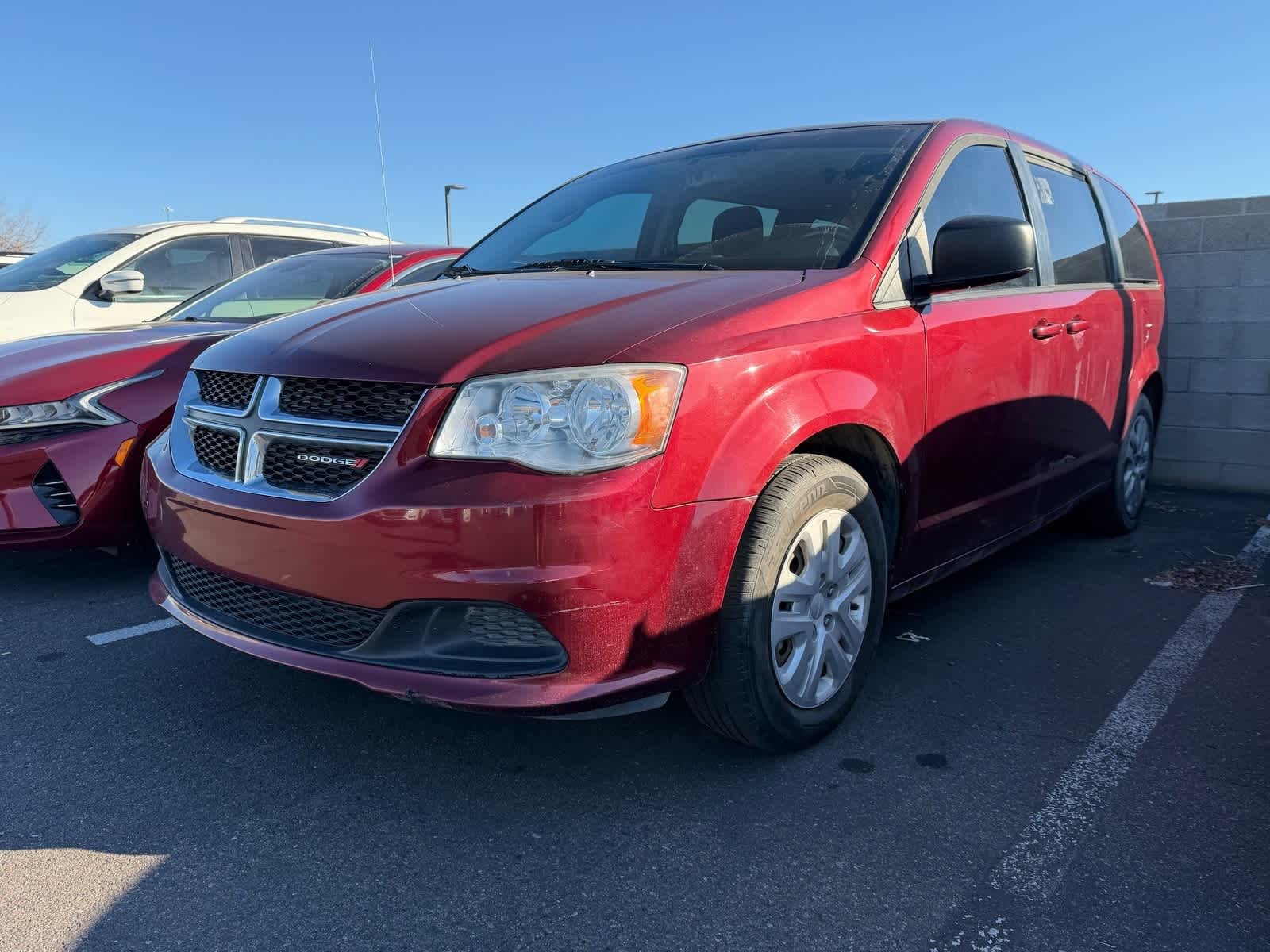 Thumbnail: 2018 Dodge Grand Caravan - 6