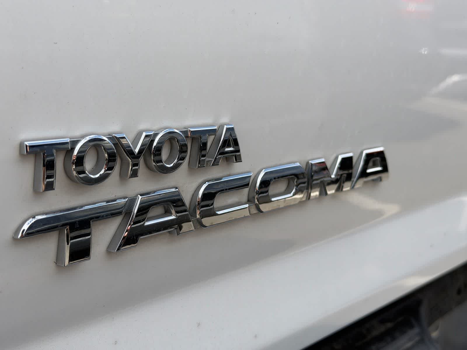 Thumbnail: 2014 Toyota Tacoma - 7
