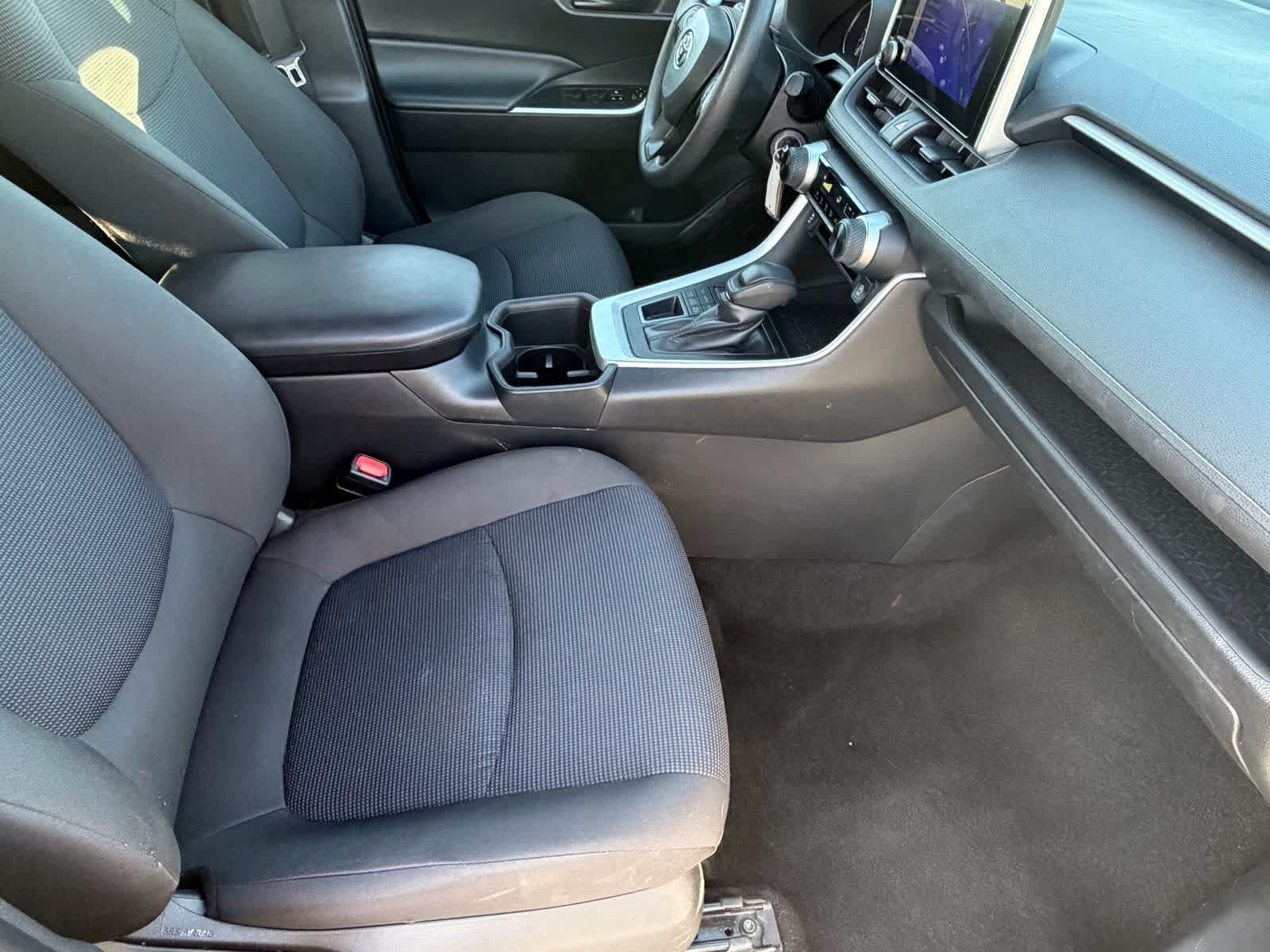 Thumbnail: 2024 Toyota RAV4 - 12