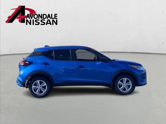 Thumbnail: 2025 Nissan Kicks - 7