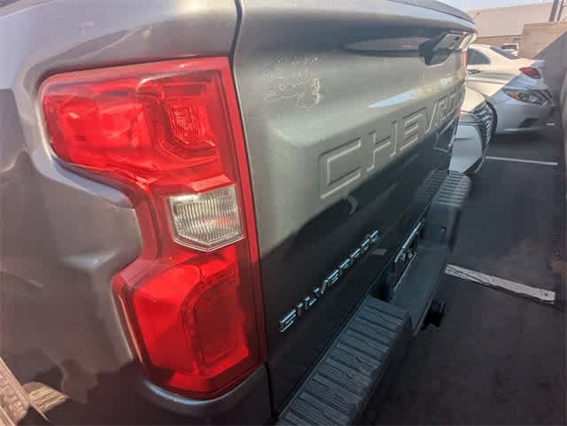 Thumbnail: 2021 Chevrolet Silverado 1500 - 3