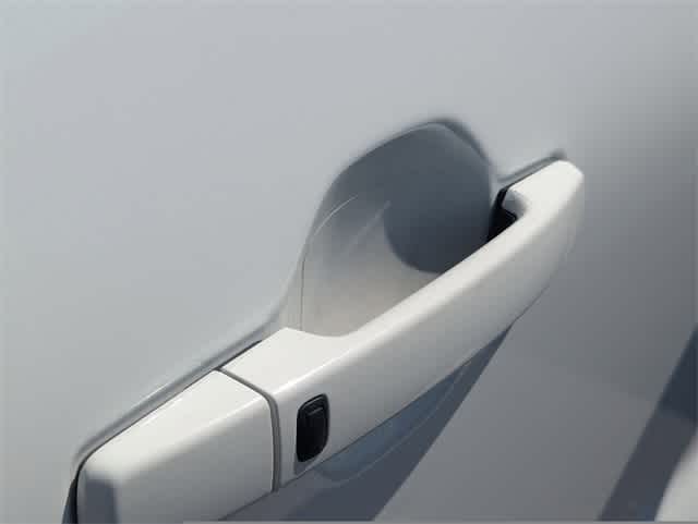 Thumbnail: 2023 Nissan Frontier - 16