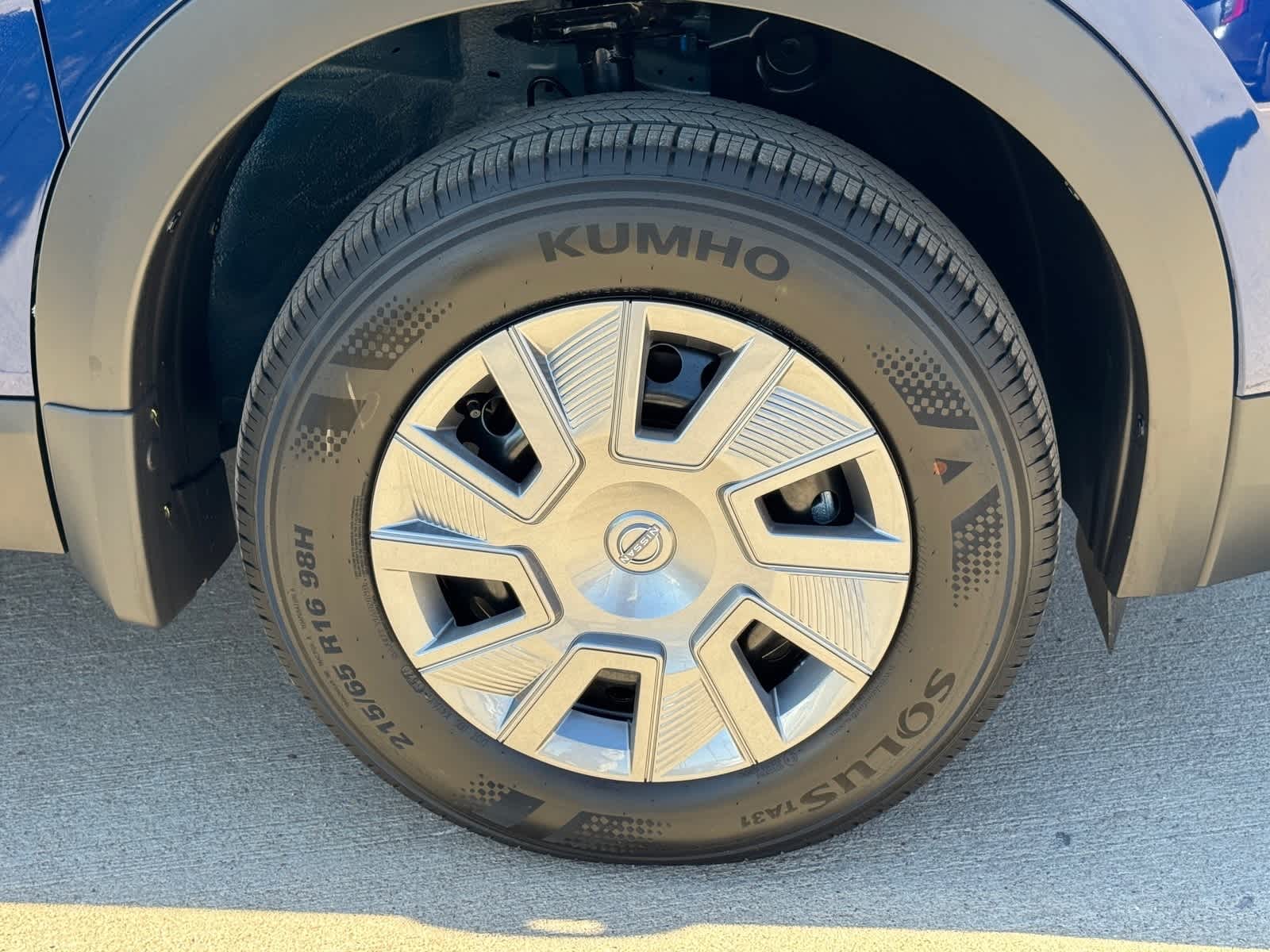 Thumbnail: 2026 Nissan Kicks - 10