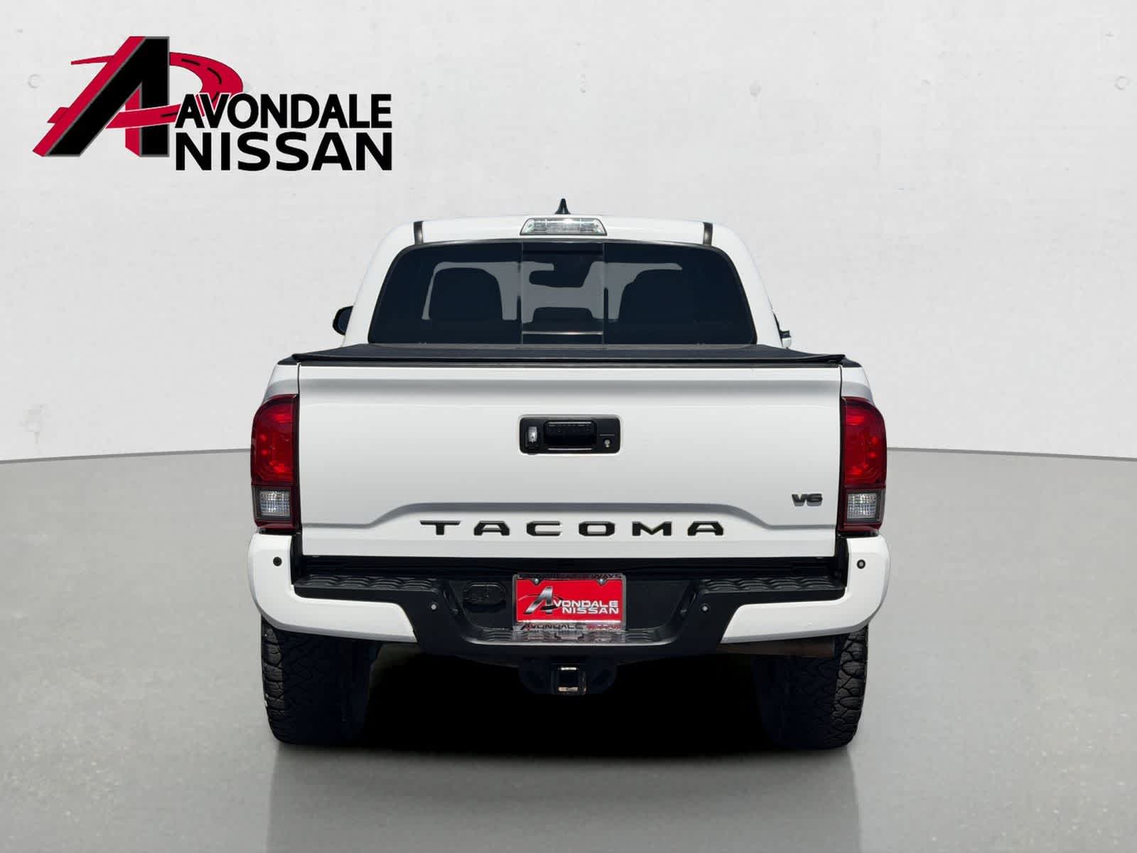 Thumbnail: 2018 Toyota Tacoma - 5