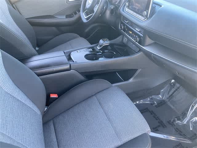 2023 Nissan Rogue SV 13