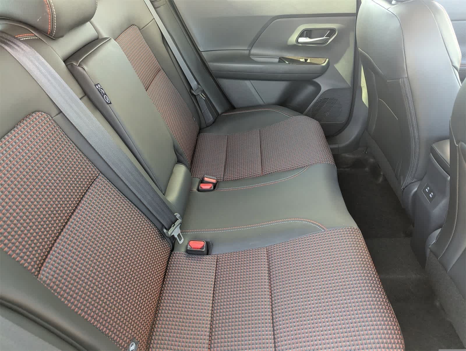 Thumbnail: 2026 Nissan Kicks - 15